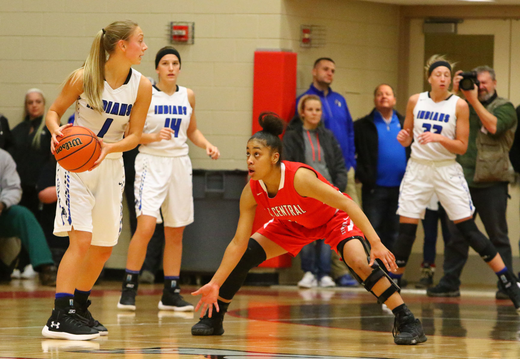 Gallery: Girls Basketball Sectional Finals - E.C. Central vs. Lake Central